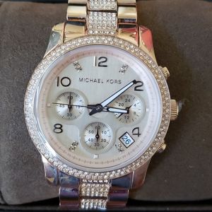 MICHAEL KORS

Chronograph Dial Rose Gold-tone Ladi